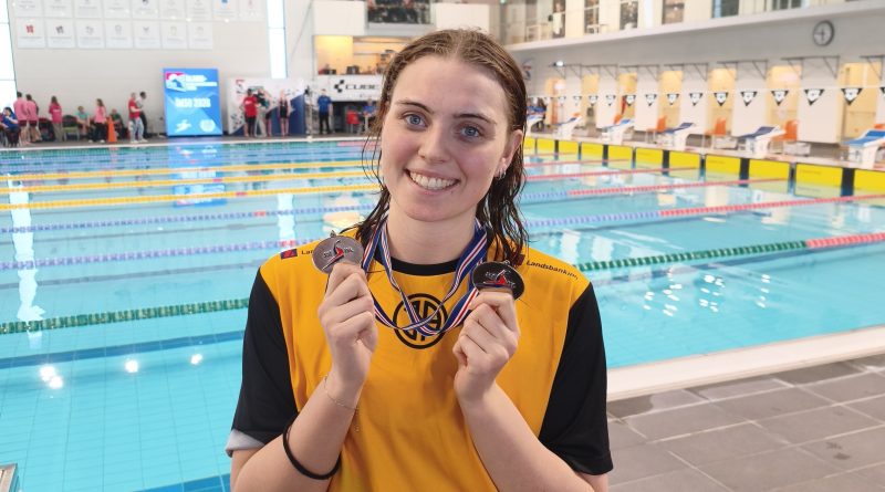 Sunna Arnfinnsdóttir vann til fjögurra silfurverðlauna á ÍM50